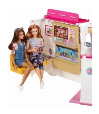 Imagine Barbie set Clinica Mobila
