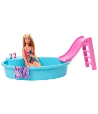Imagine Barbie set papusa cu Piscina