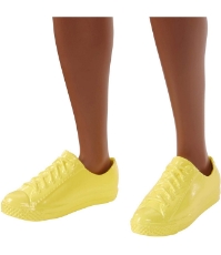 Imagine Papusa baiat Fashionista  cu tinuta lejera multicolora