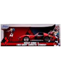 Imagine Masinuta din metal Harley Quinn 1969 Chevy Corvette scara 1:24