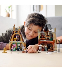 Imagine Lego Harry Potter Vizita in satul Hogsmeade 76388