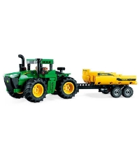 Imagine Lego Technic tractor John Deere 42136