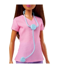 Imagine Papusa Barbie asistenta medicala satena