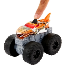 Imagine Hot Wheels Monster Truck Roarin Wreckers Tiger Shark cu functii si sunete scara  1:43