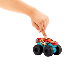 Imagine Hot Wheels Monster Truck Roarin Wreckers Demo Derby cu functii si sunete scara  1:43